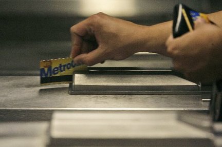 metrocard-new-york-cityjpg-0874a306a106969a_large