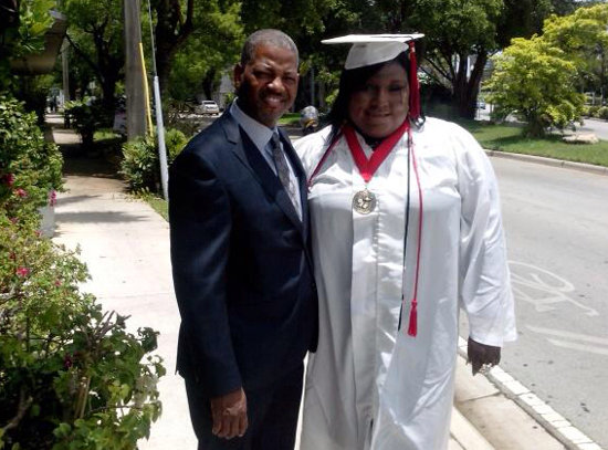 e34384d0-e81f-11e3-a18b-af6d8beb6e20_graduation