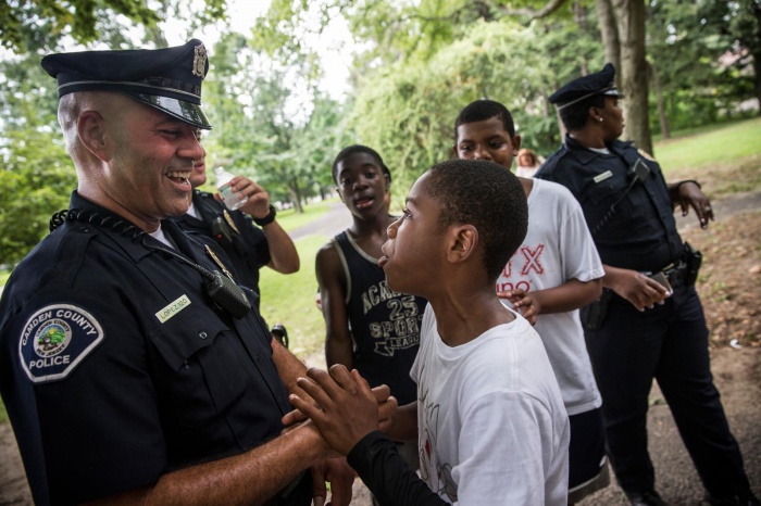 ALeqM5iQfU08irAvb6ff_T-KiRWPLZC57A