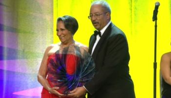 Cathy Hughes accepts Chairman's Award at Phoenix Awards