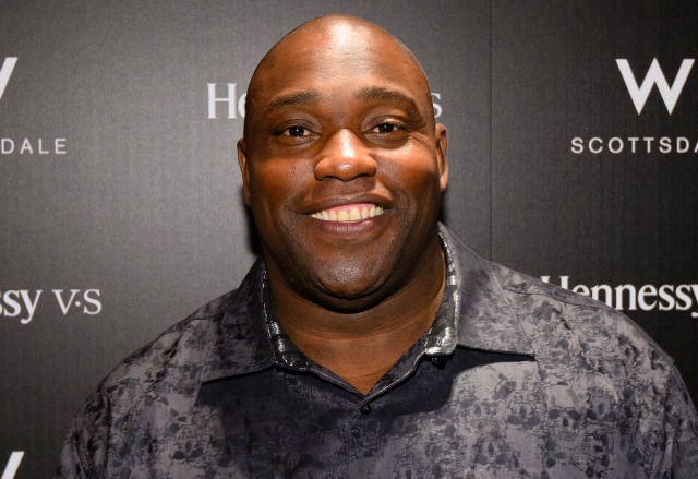 JANUARY 29: Warren Sapp visits the Hennessy Lounge At The W Scottsdale at W Scottsdale on January 29, 2015 in Scottsdale, Arizona. (Photo by Noel Vasquez/Getty Images for Hennessy)