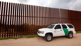 Agents Patrol Texas Border To Stop Illegal Immigrants From Entering U.S.