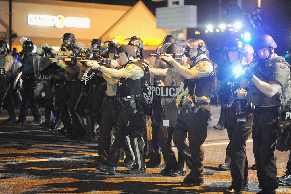 US-CRIME-RACE-POLICE-SHOOTING
