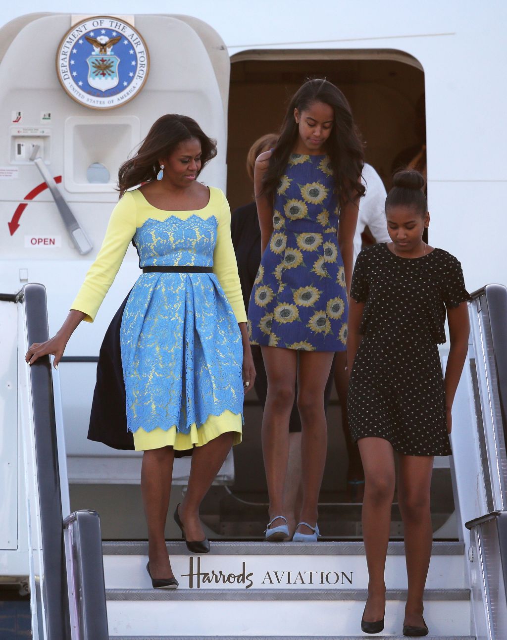 Sasha, Malia, Michelle Obama in London