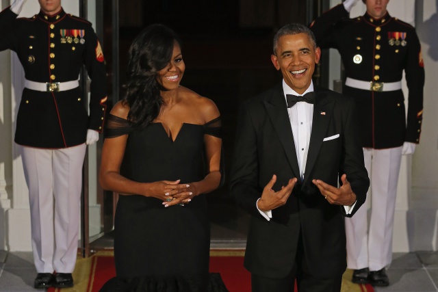 First Lady Michelle Obama Stuns In Vera Wang At State Dinner, Shuts Down The Internet