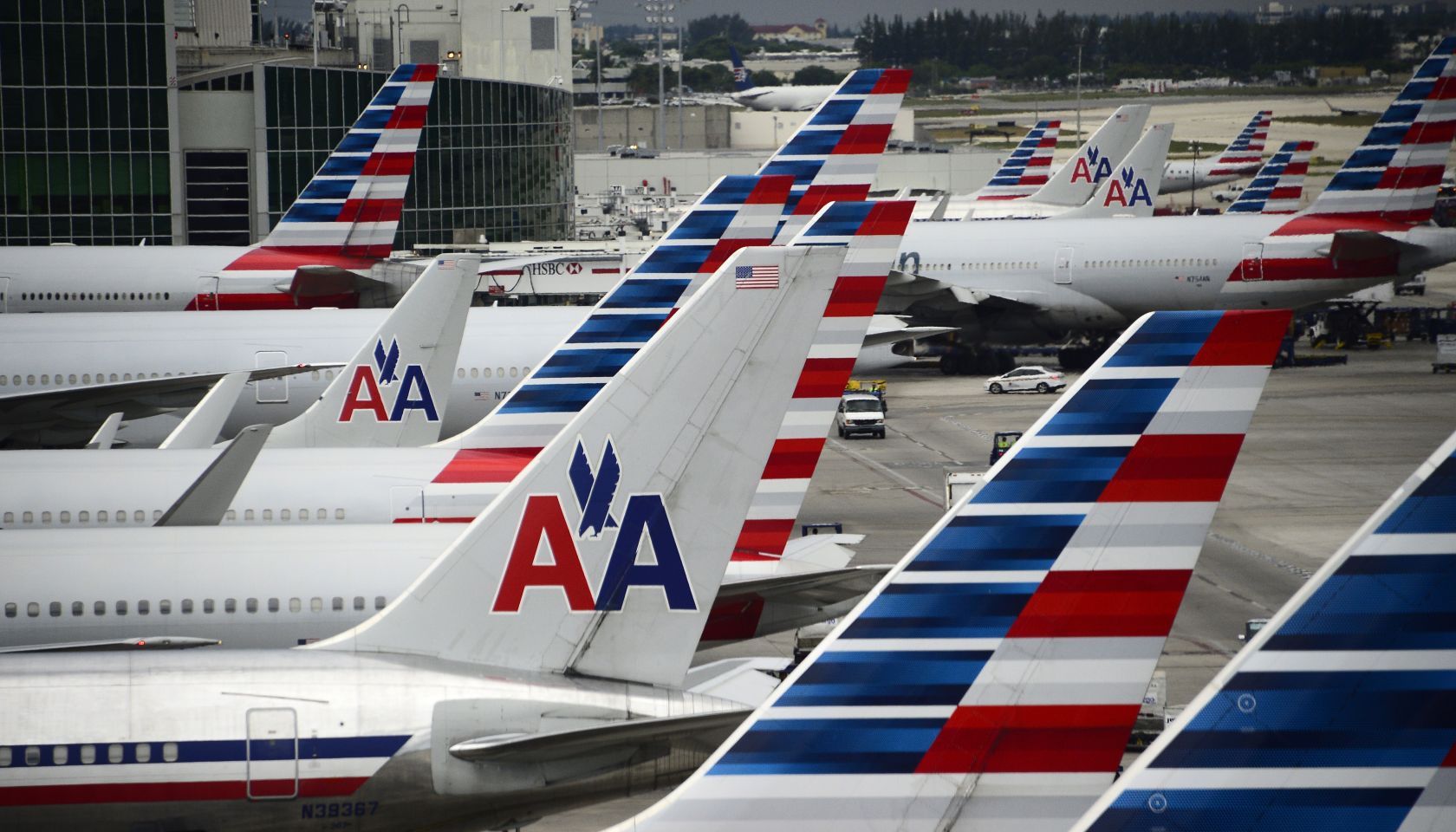 US-AVIATION-AMERICAN AIRLINES