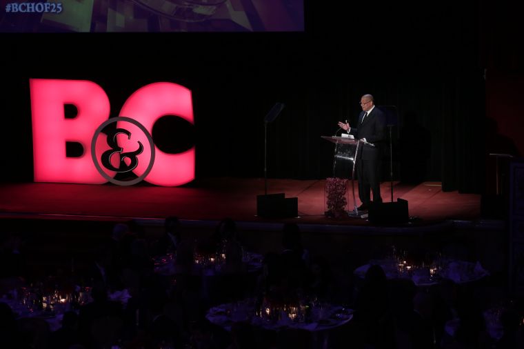 Alfred Liggins addresses the crowd at the B&C Hall of Fame.