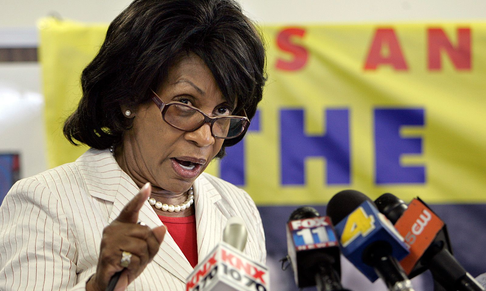 Congresswoman Maxine Waters spoke in favor of the impeachment of President Bush and the vice Presid