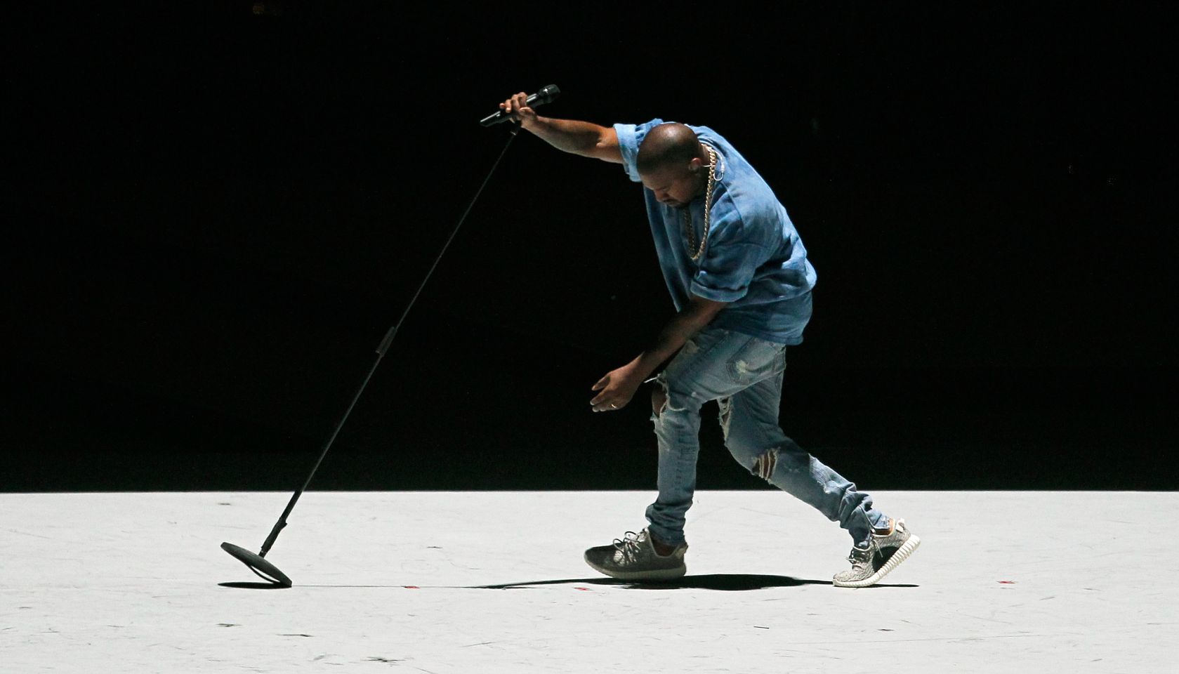 Singer Kanye West performs during the closing ceremony at the Toronto 2015 PanAm Games in Toronto