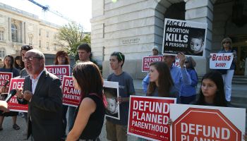Christian Activists Call On GOP Not To Fund Planned Parenthood