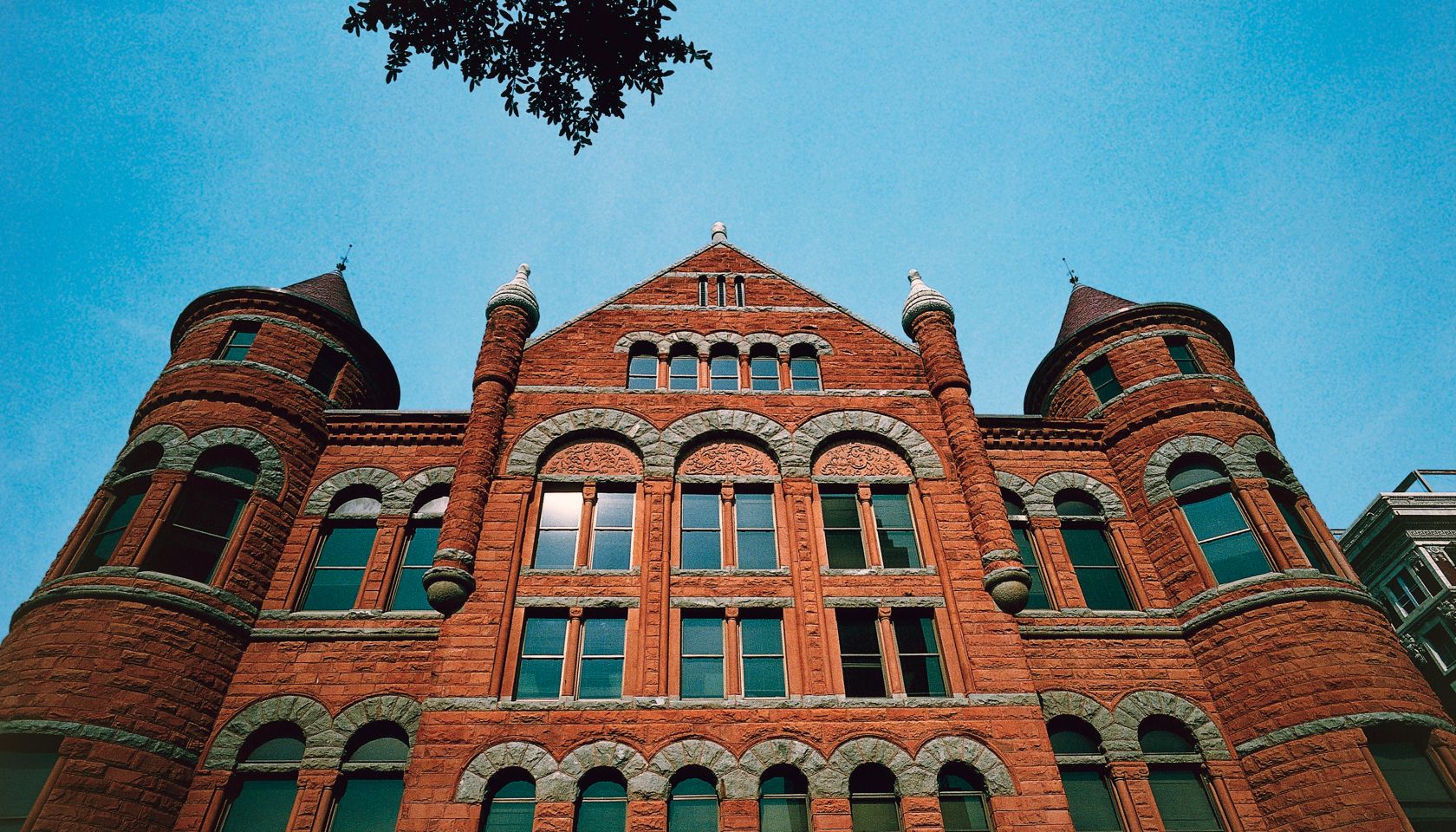 Facade of Dallas County Courthouse, Dallas, Texas