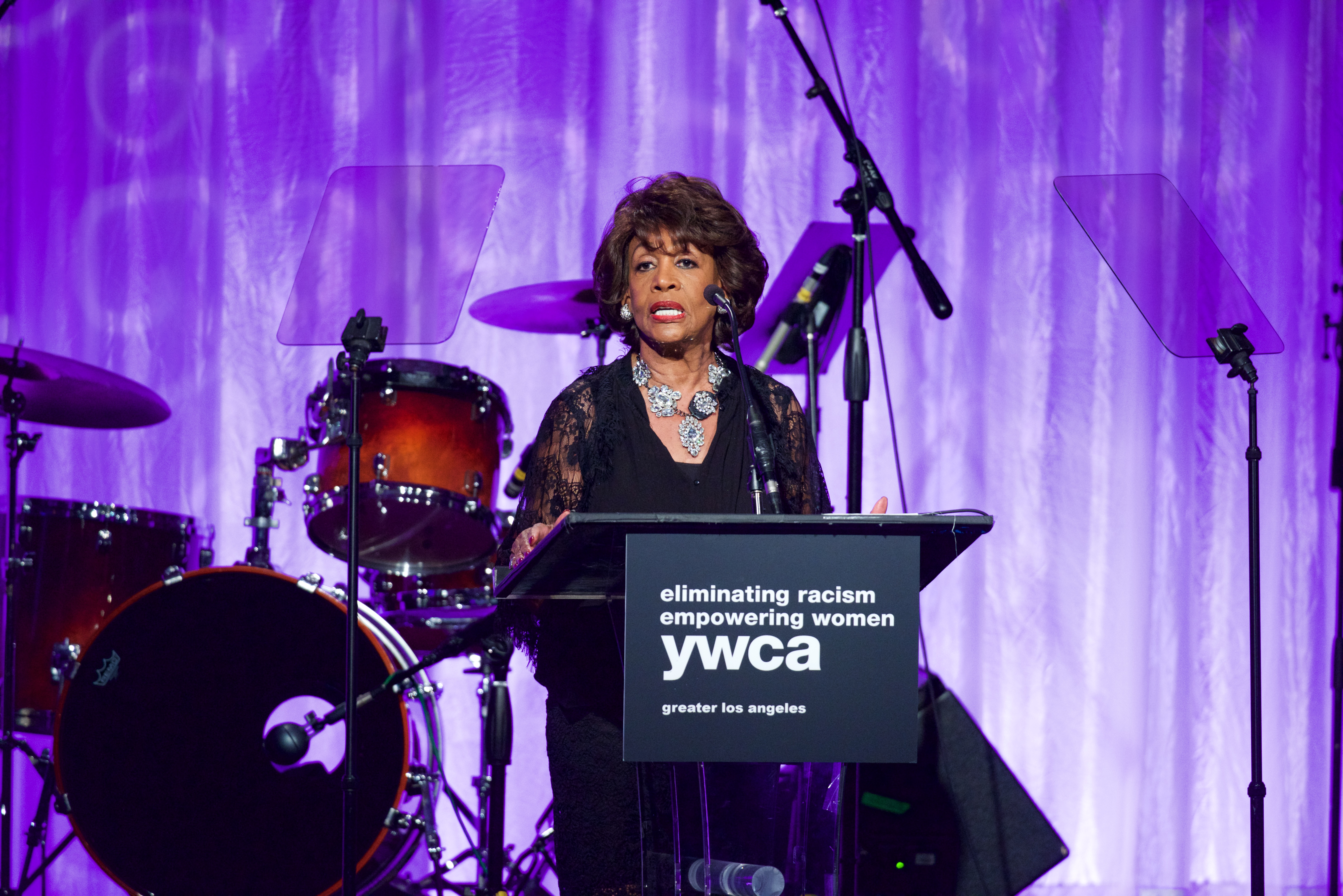 YWCA Hosts 13th Annual Rhapsody Gala - Inside
