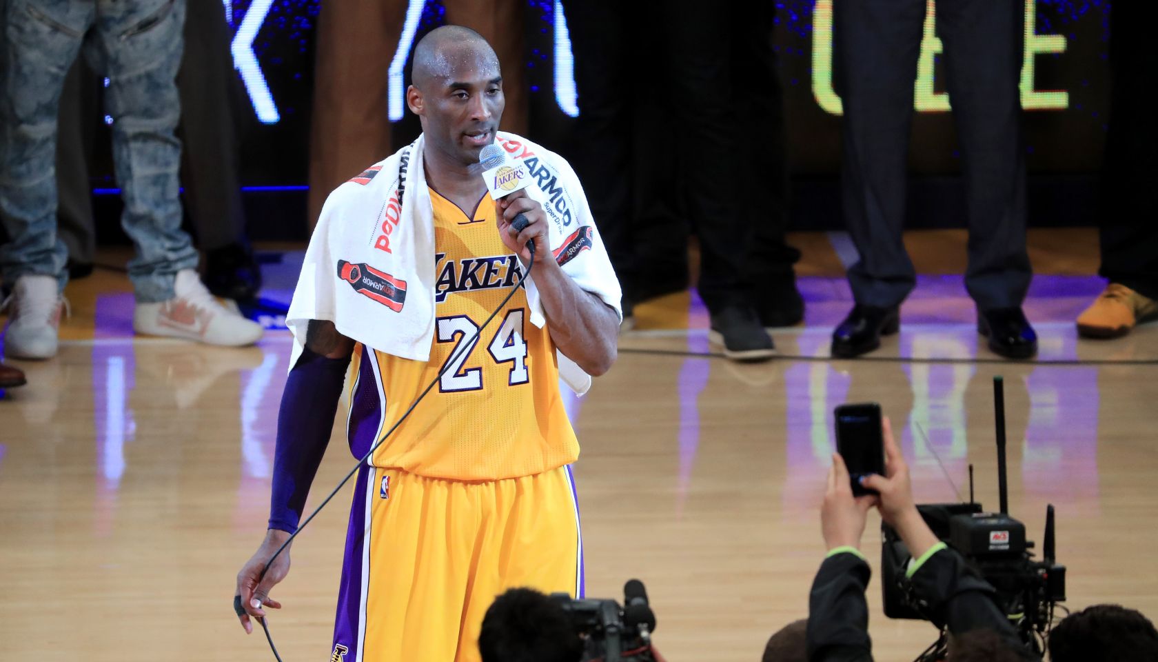 Utah Jazz v Los Angeles Lakers