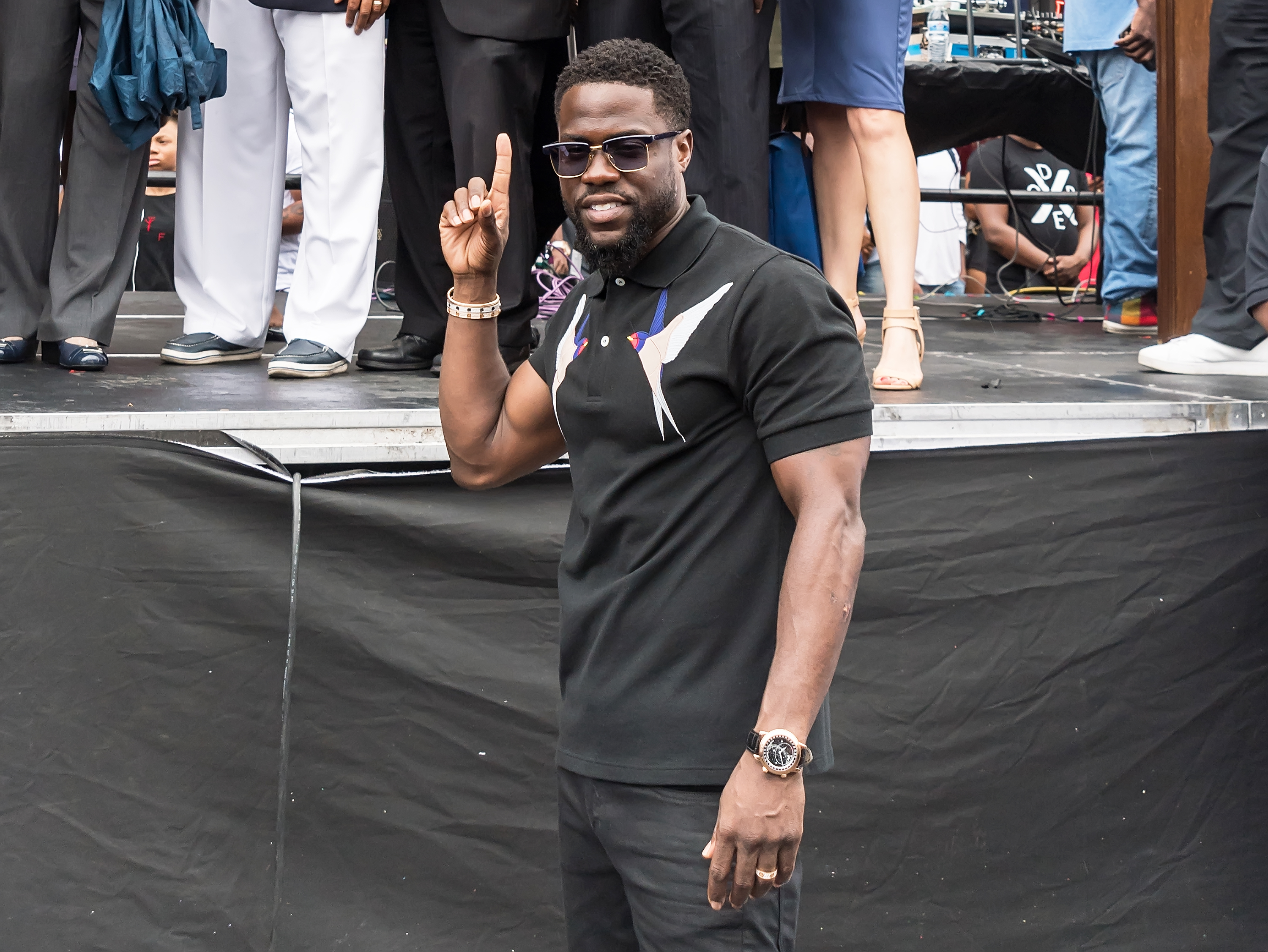 Search Warrants Served In Kevin Hart’s Cheating Scandal Newsone
