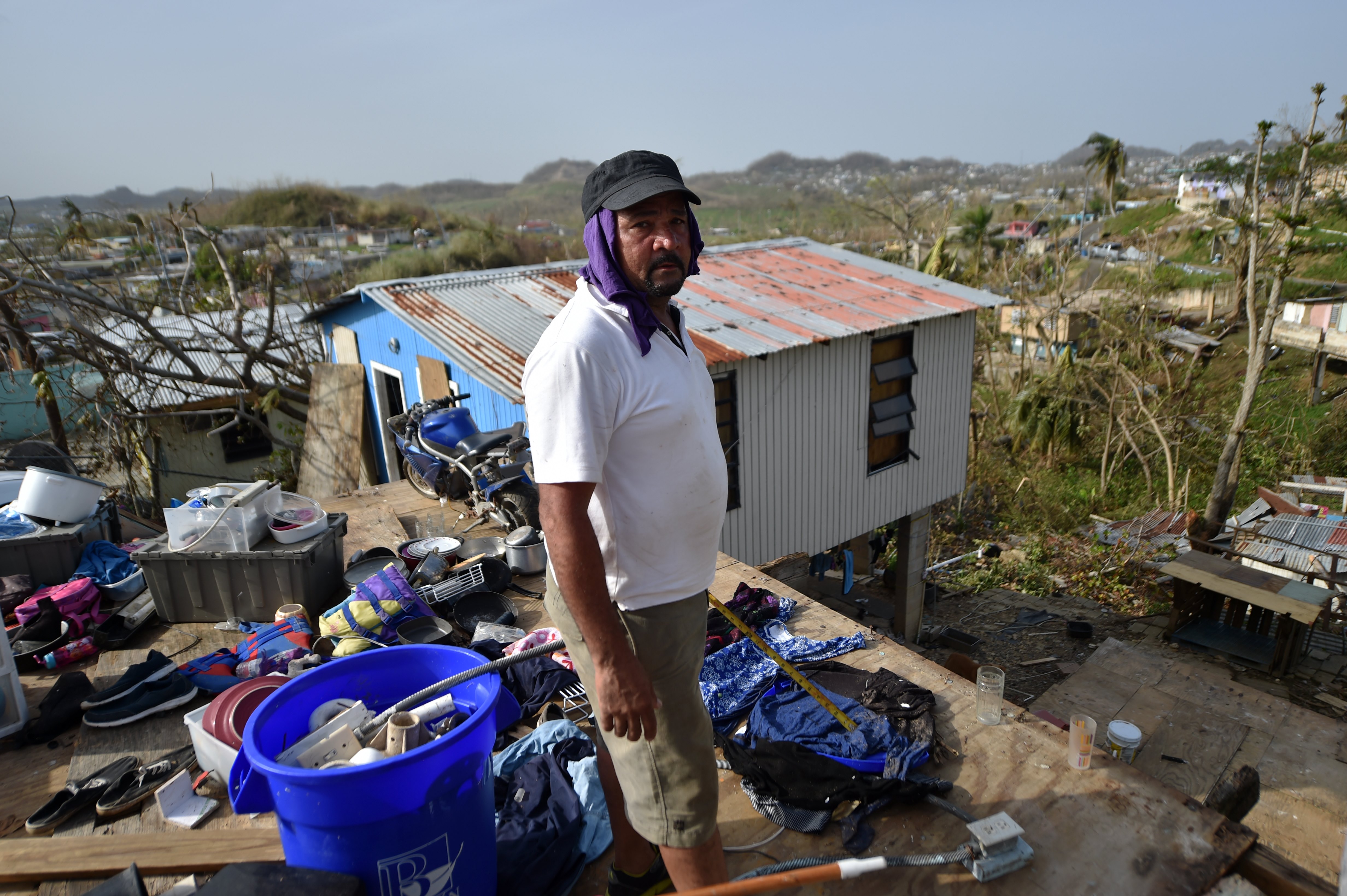 PUERTORICO-WEATHER-HURRICANE-CARRIBEAN-GASOLINE