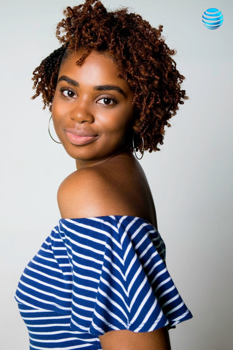 Roxan Veronica Smith