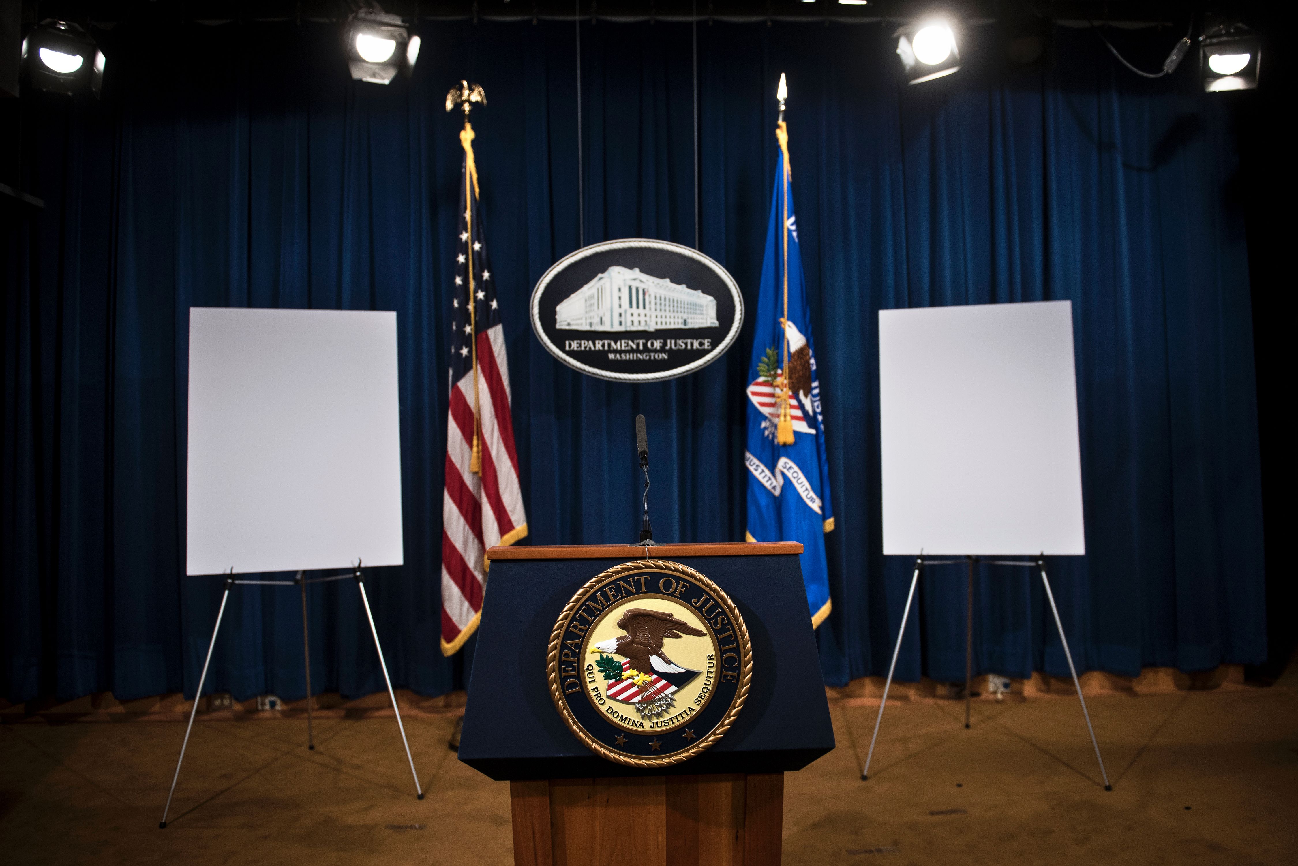 US-IT-ESPIONAGE-JUSTICE-YAHOO