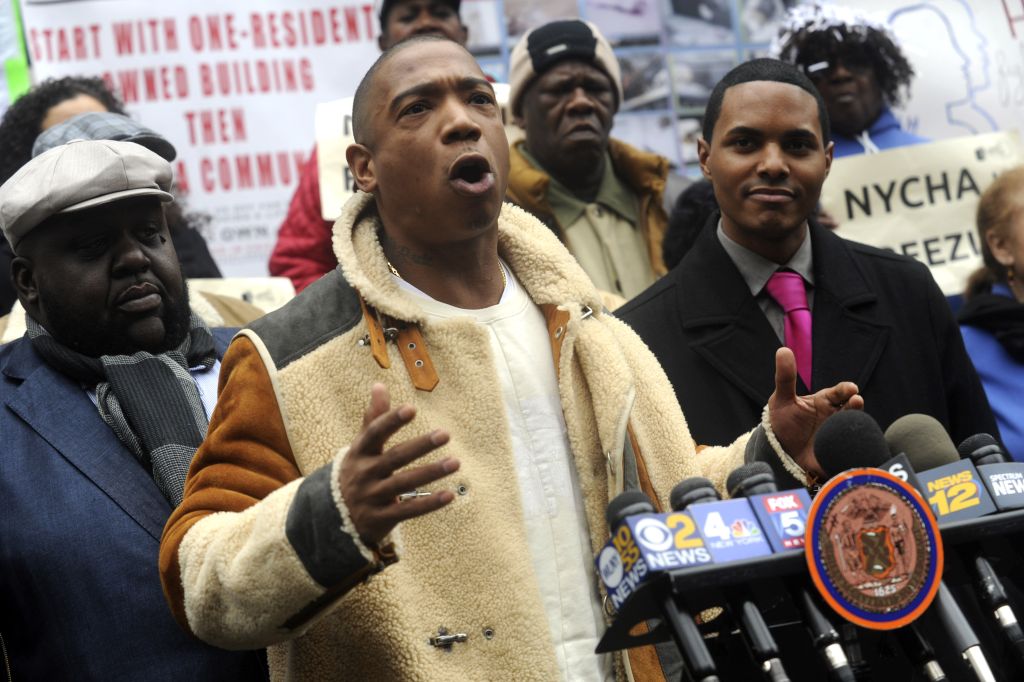 Ja Rule protests the NYC Housing Association
