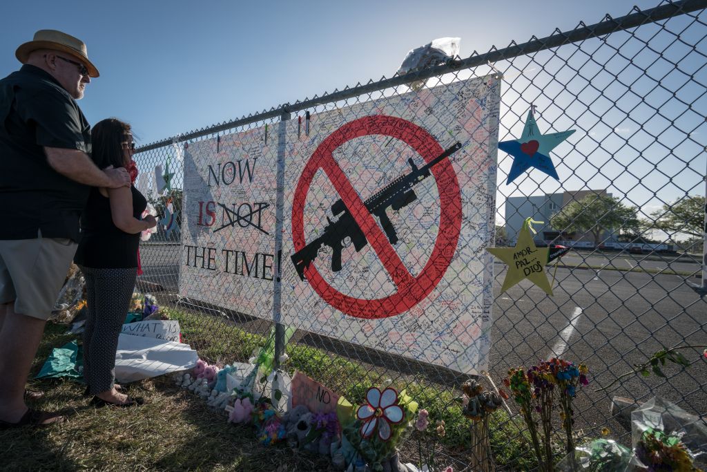 Memorials at Stoneman Douglas High School as Students Return After Shooting
