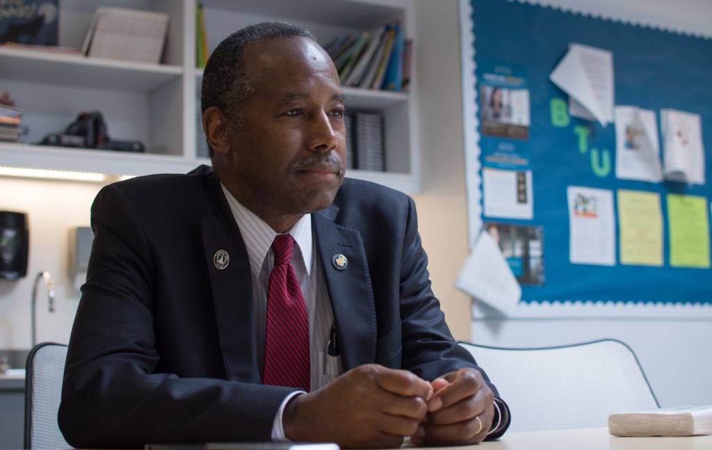 Ben Carson told sonâs involvement at HUD created appearance of conflict, report says