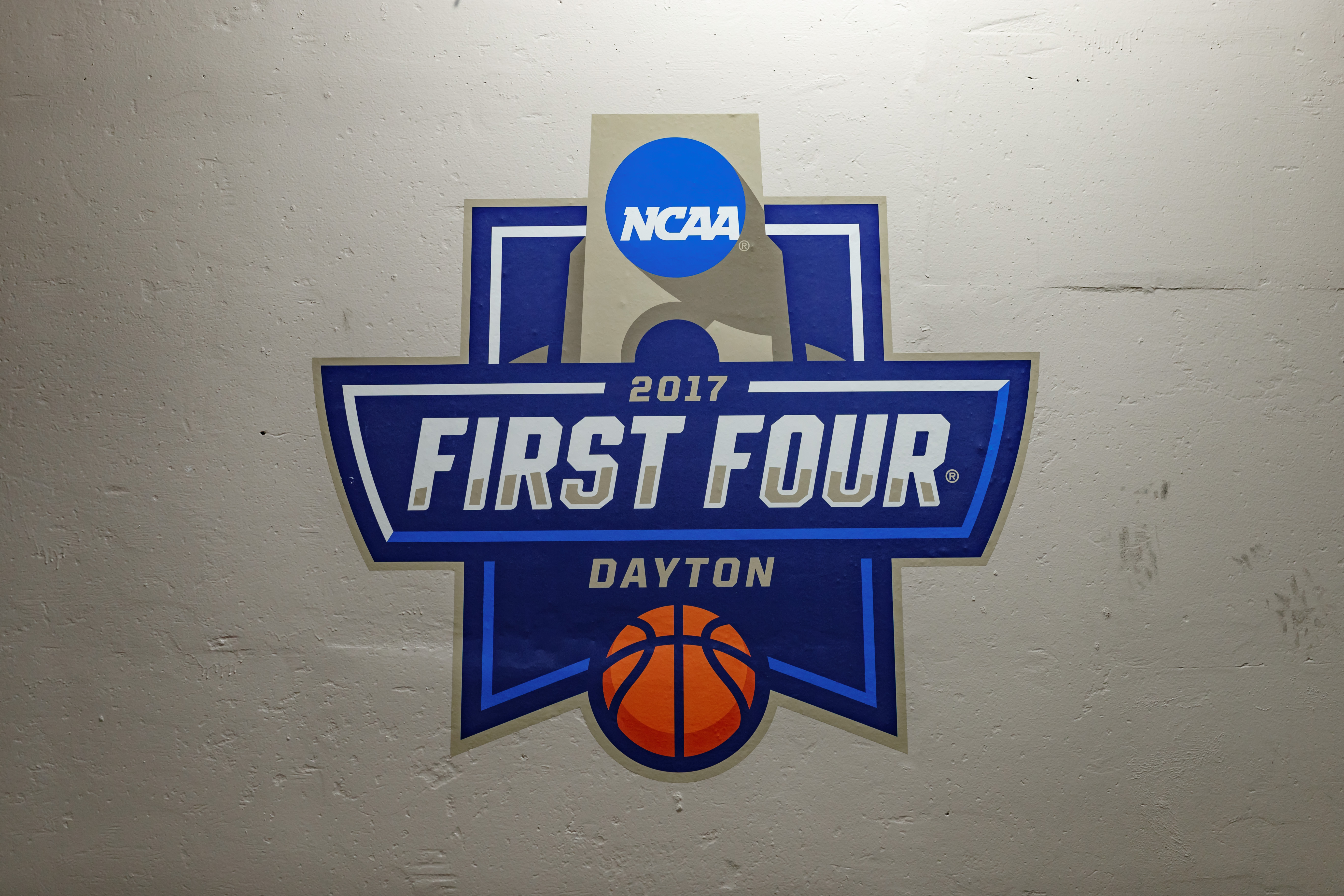 COLLEGE BASKETBALL: FEB 20 Saint Louis at Dayton