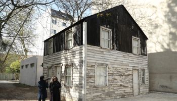 US Artist Brings Rosa Parks House To Berlin