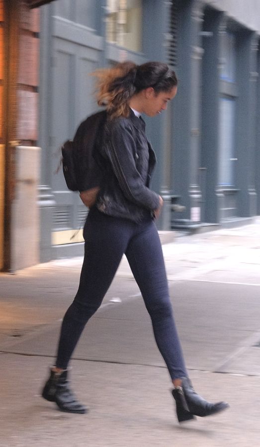 Malia Obama leaving work