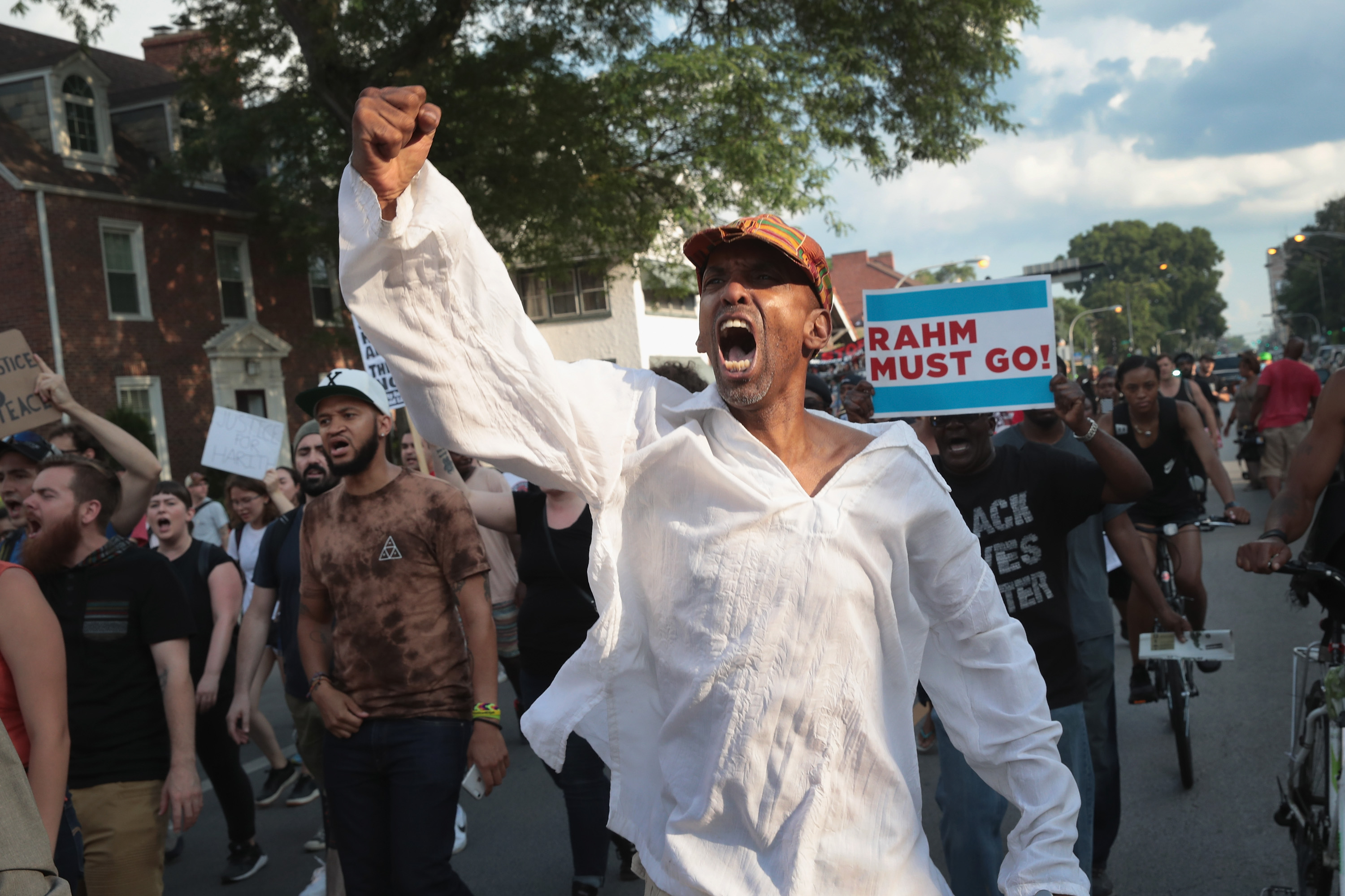 Protests Continue After Police Fatally Shoot Chicago Resident