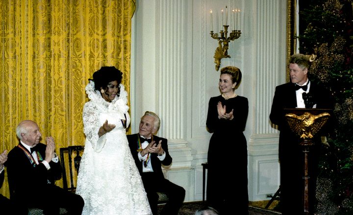 Aretha At The Kennedy Center Honors Reception With First Lady Hillary Clinton and President Bill Clinton In 1994