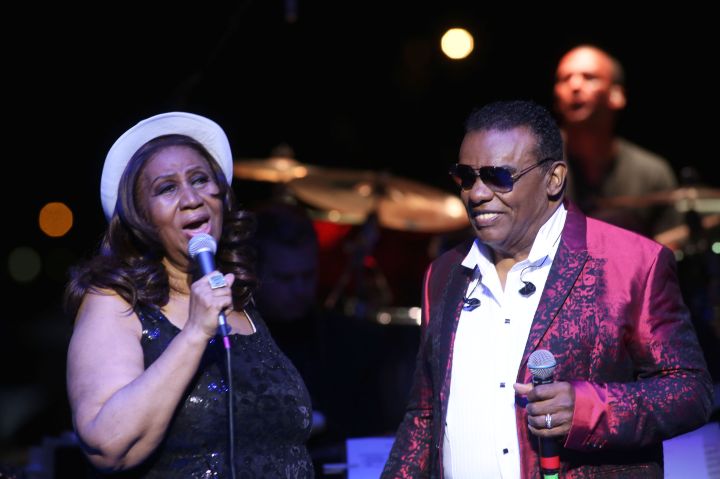 Aretha Franklin And Ron Isley In Concert - Detroit, MI
