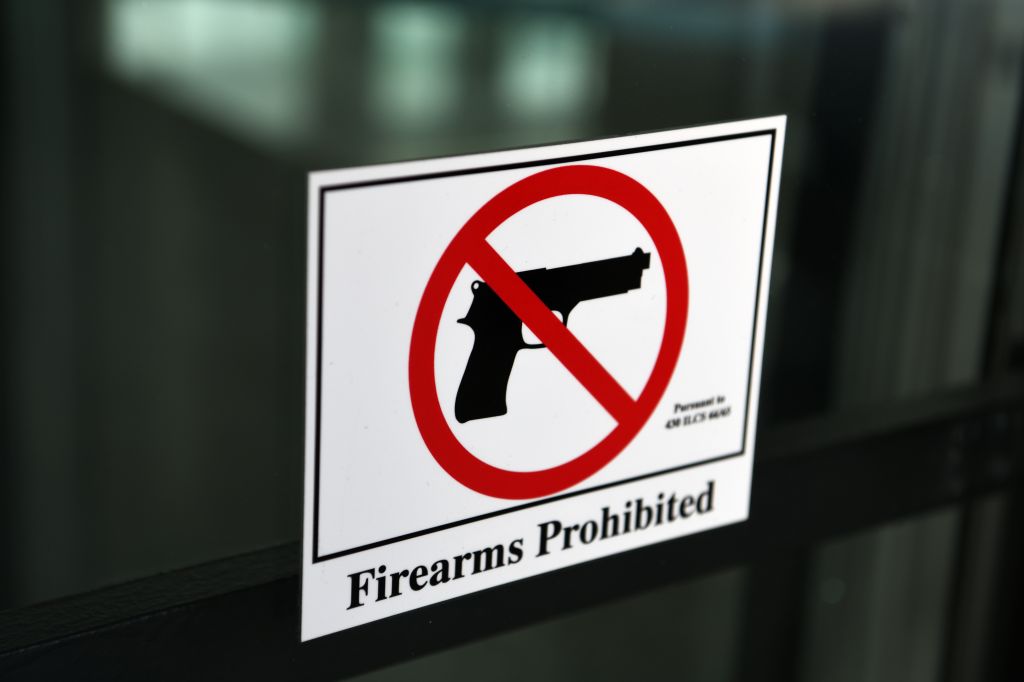 Firearms Prohibited warning sign at City of Chicago, Illinois, USA