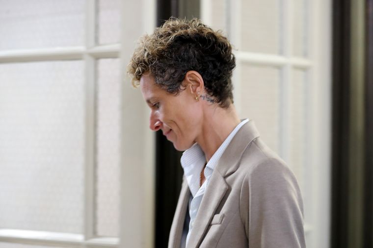 Andrea Constand arrives