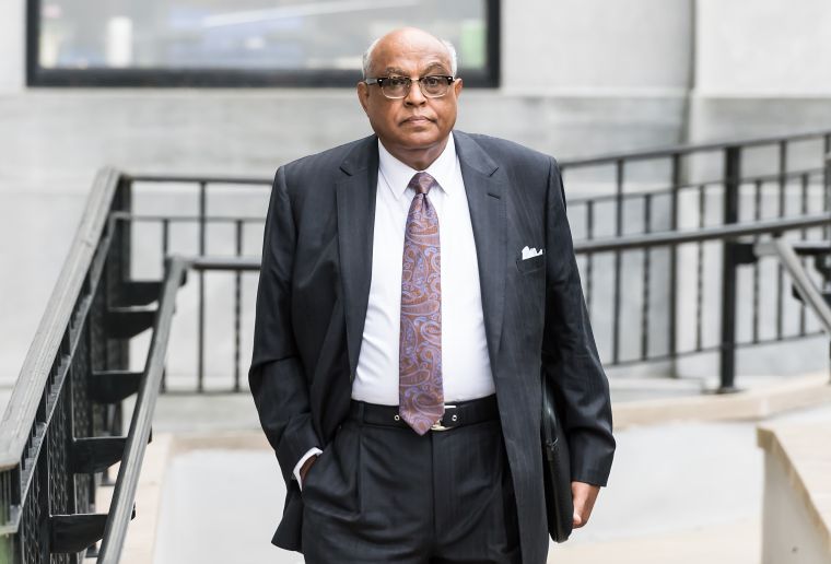 Bill Cosby's personal attorney leaves