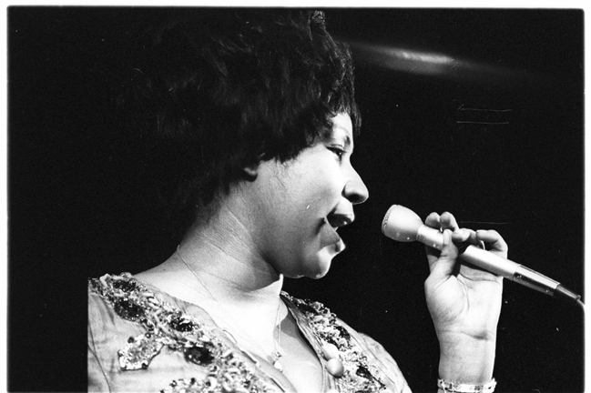 Queen Of Soul Performing