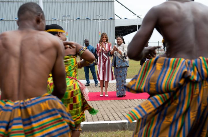 Dancers greet Melania Trump