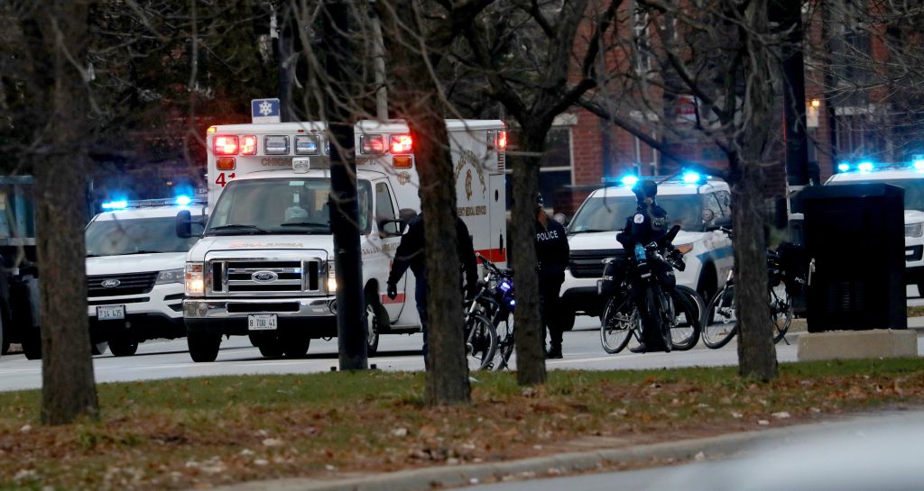 Chicago officer, multiple others shot in attack at hospital