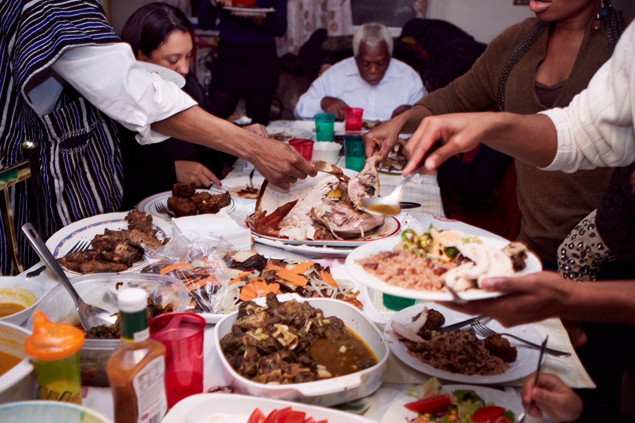 Why Thanksgiving With Black Families Memes Are Actually The Most Relatable Part Of The Holidays