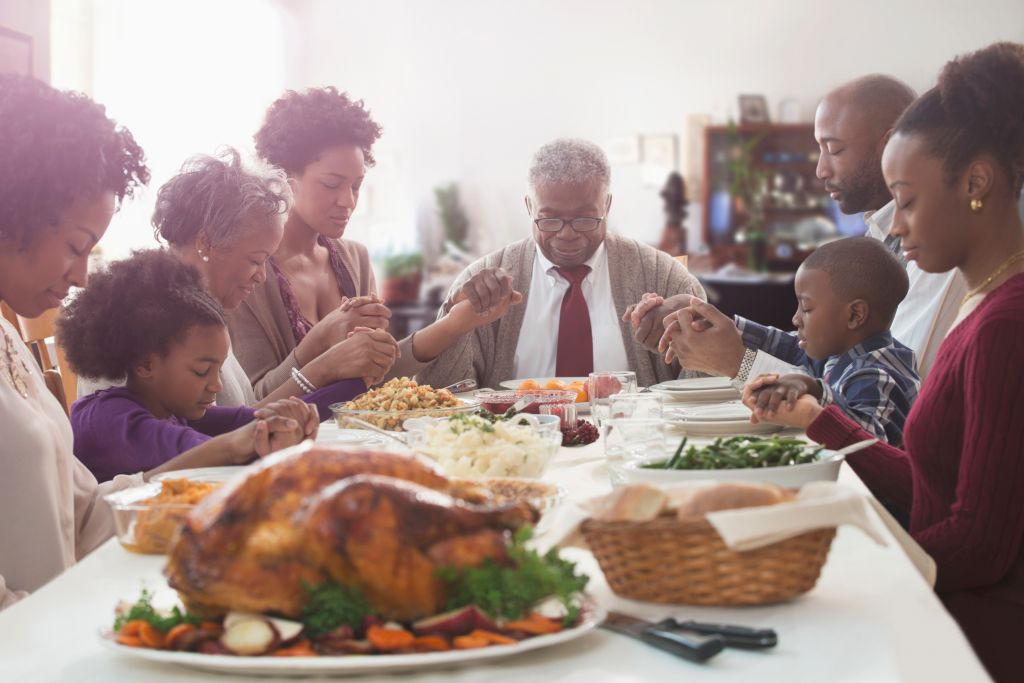 Thanksgiving With Black Families Memes And Hilarious Holiday Gifs Newsone