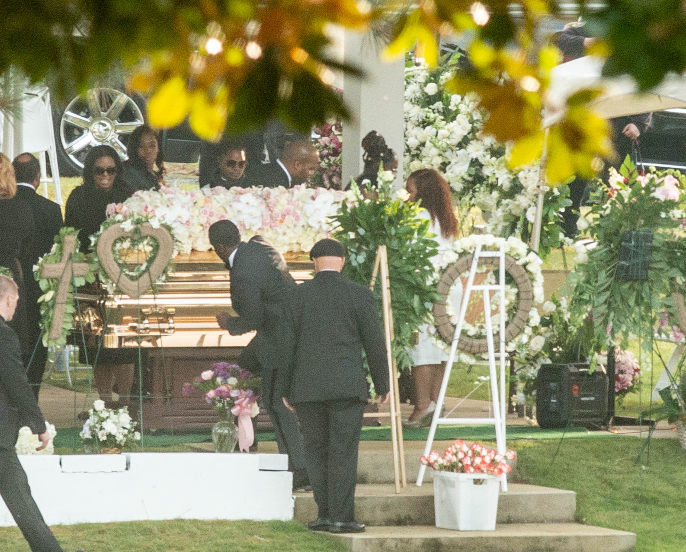 Kim Porter Funeral Photos, Video: Model's Life Celebrated, Mourned