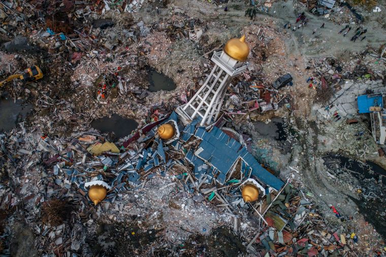 Deadly earthquake and tsunami hits Indonesia's island of Sulawesi