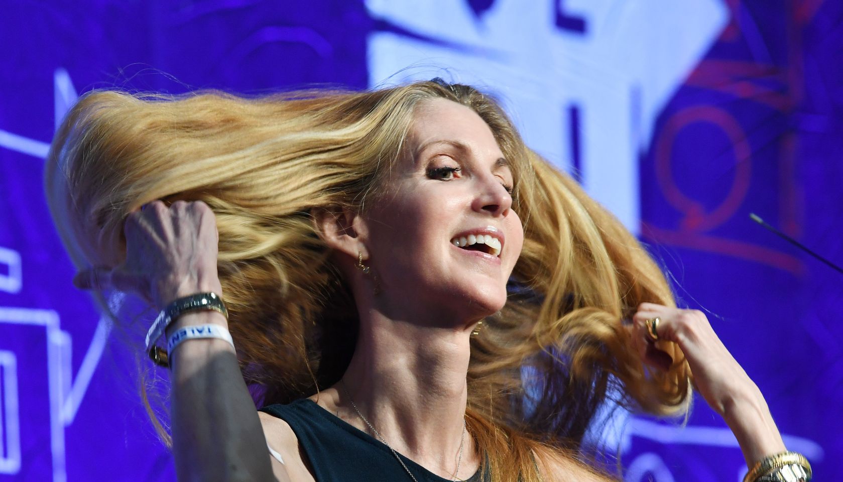 US-ENTERTAINMENT-POLITICS-POLITICON