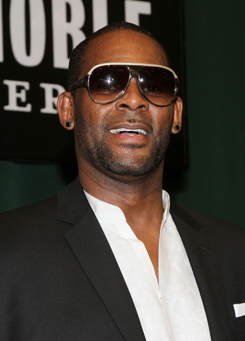 R. Kelly Signs Copies Of The New Book 'Soulacoaster: The Diary Of Me'