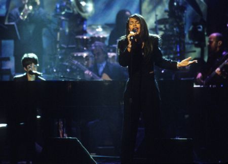 TNT Presents 'A Gift of Song'