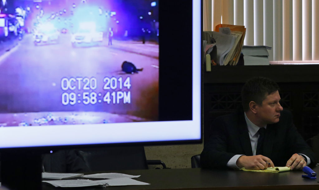 Defense Presents Case In Murder Trial of Chicago Cop