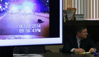 Defense Presents Case In Murder Trial of Chicago Cop