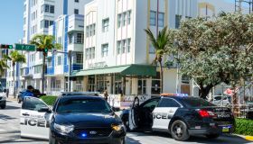 Miami Beach, police cars blocking traffic