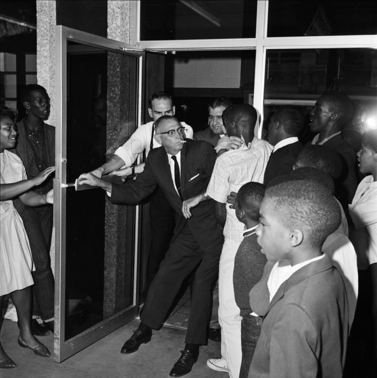 A White Man Bars African-Americans From Restaurant