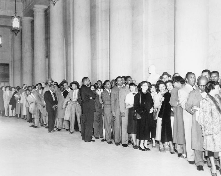 Crowd Waiting to Enter Supreme Court