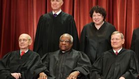 US-JUSTICE-SUPREME-COURT-GROUP-PHOTO