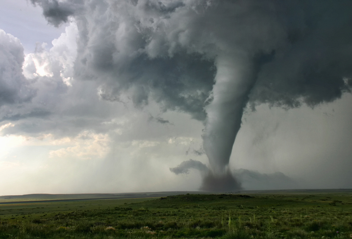 This tornado demonstrates 'Barber Poling': the rotational bands twisting around the tornado itself, Campo, Colorado, USA